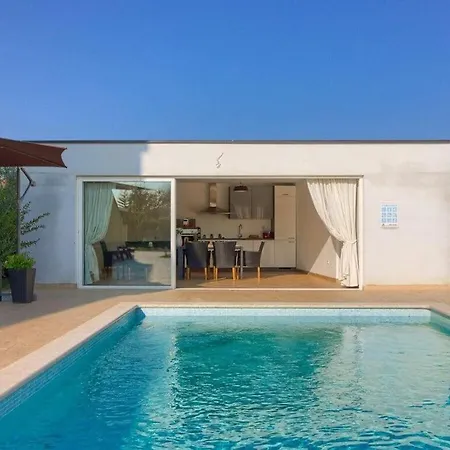 Villa Rampic Comfortable Holiday